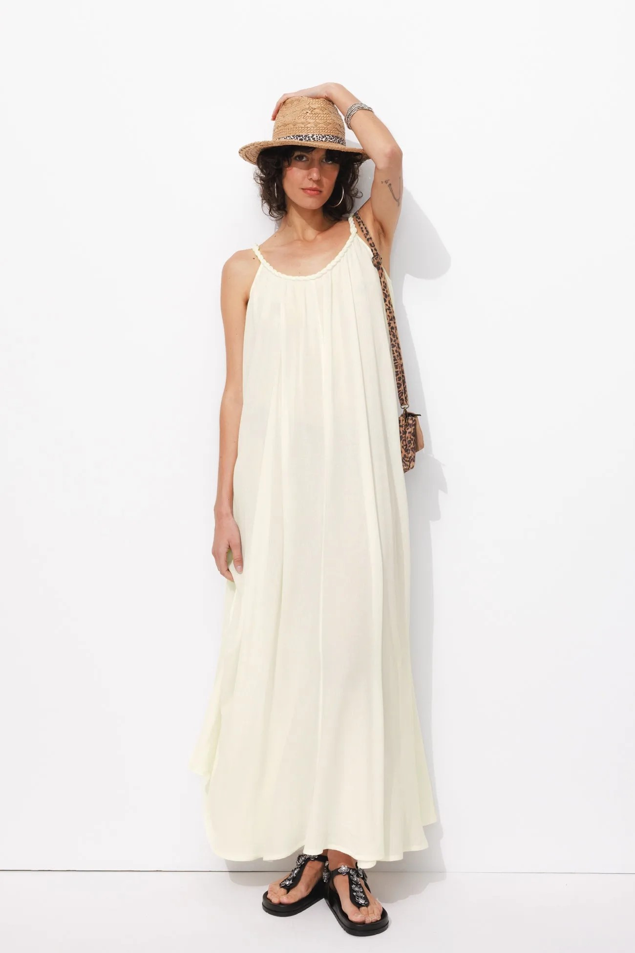 Robe longue à bretelles Femme — alternative pour invitée de mariage