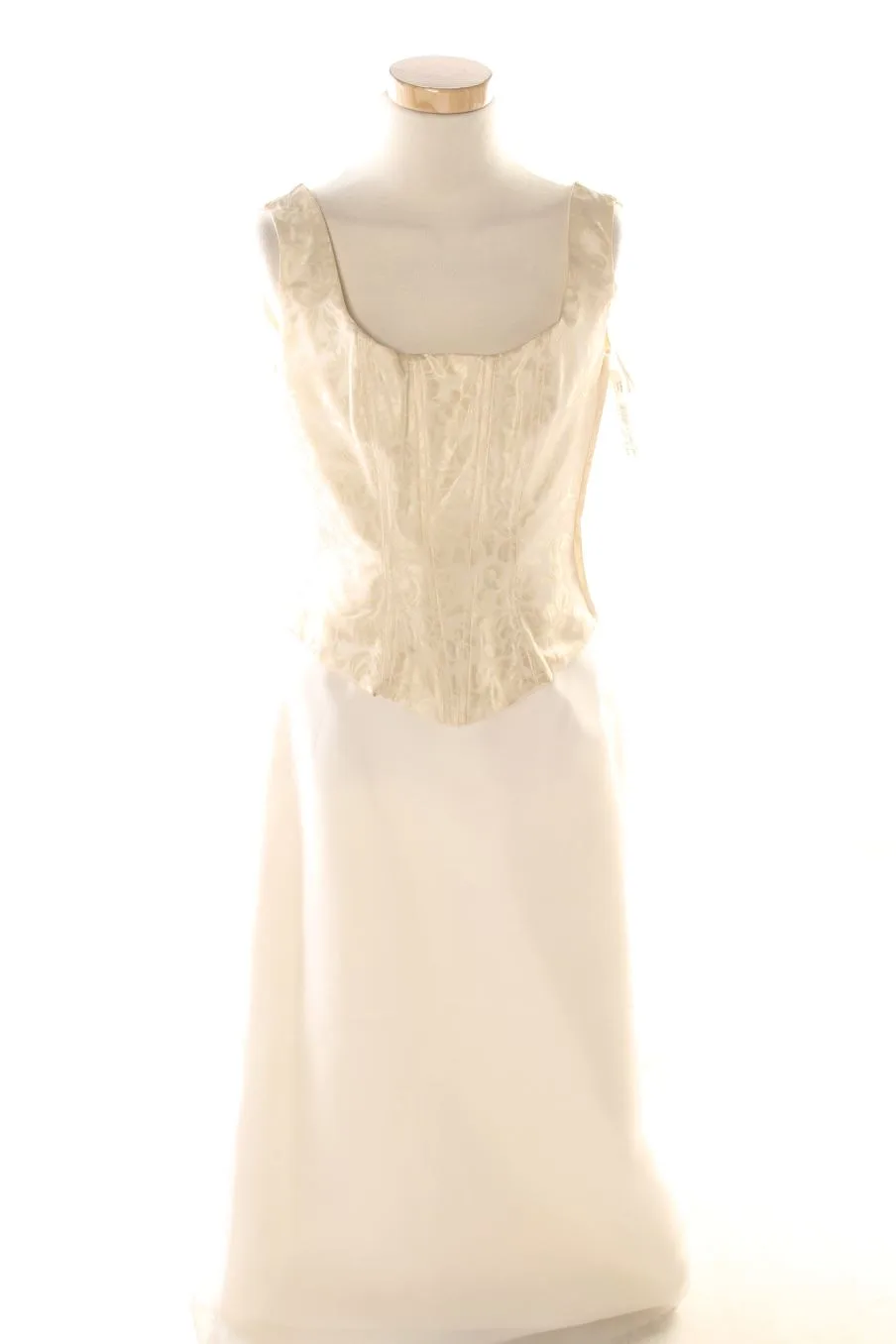 Vestido elegante de PERCENTIL Novia de color Beige de segunda mano. — alternativa para invitada de boda