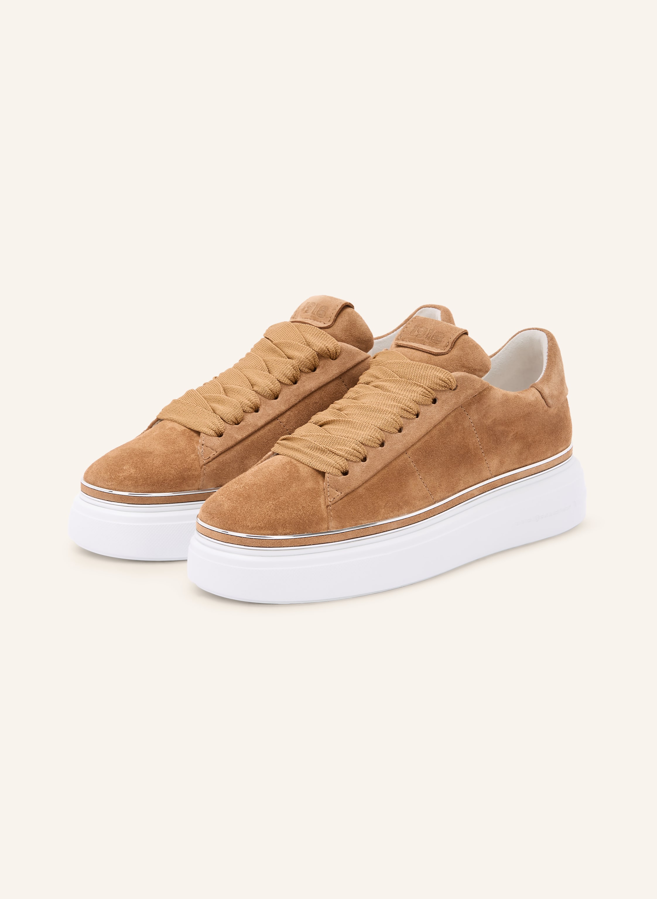 Kennel & Schmenger Sneaker Elan — welche Sneaker-Modelle 2026 zu jedem Outfit passen und wie man sie per Foto findet