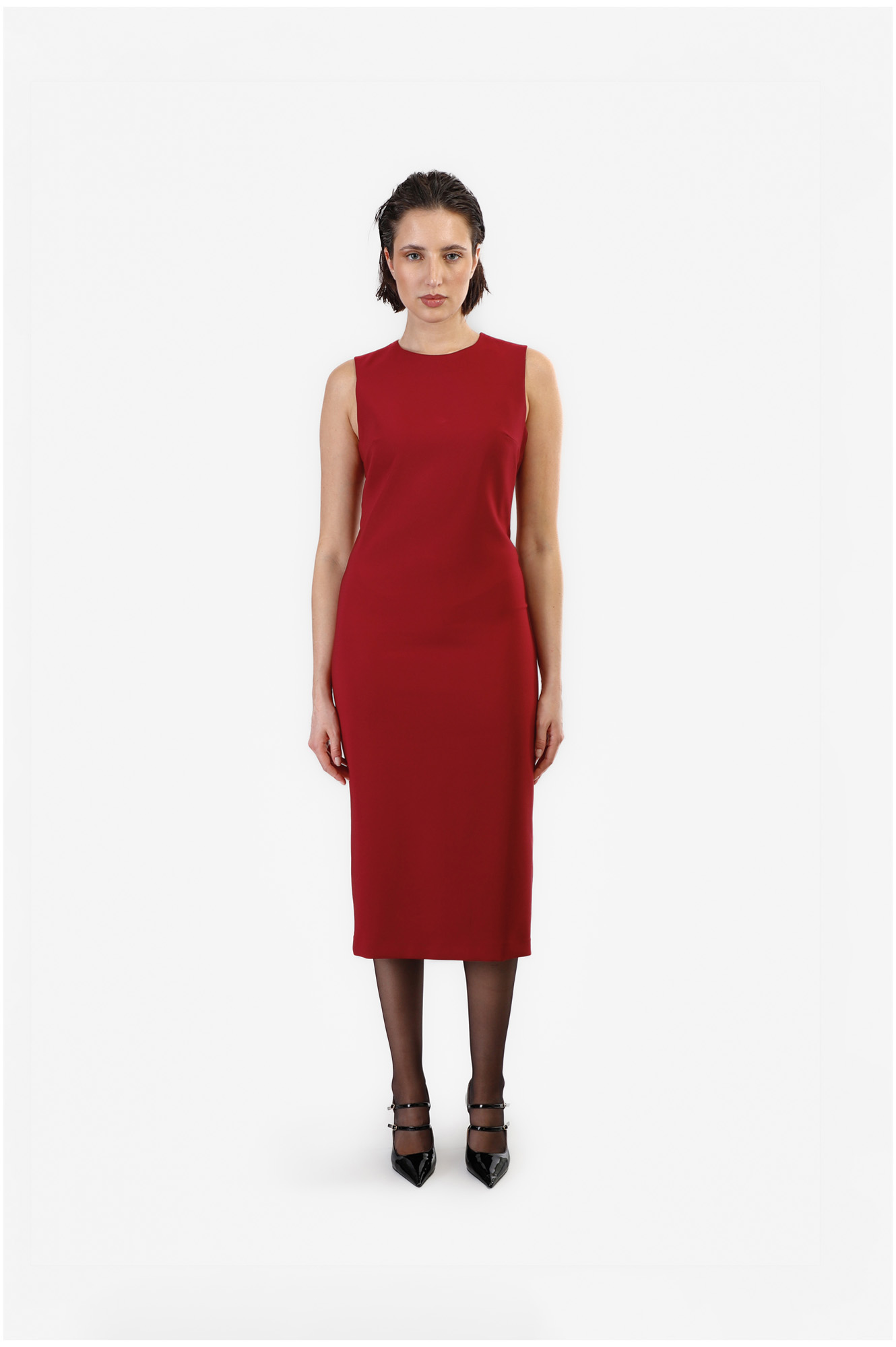 vestido tubo de tejido bielástico bordeaux s — looks y outfits de Hong Hae-in en Queen of Tears
