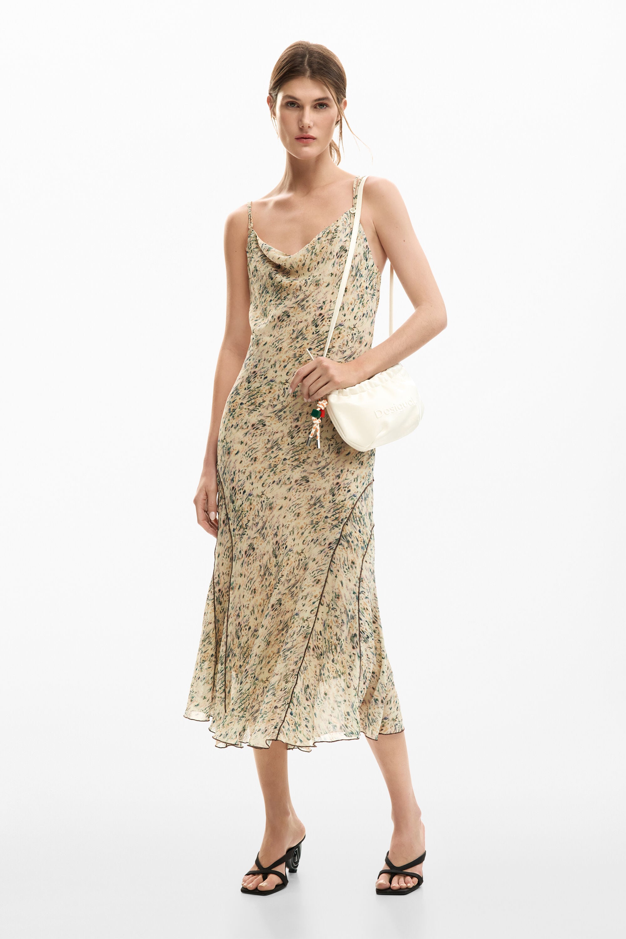 Desigual, Vestido midi silvestre, Mujer, Poliester, Blanco, XS — cómo combinar una chaqueta vaquera y encontrar cada prenda por foto