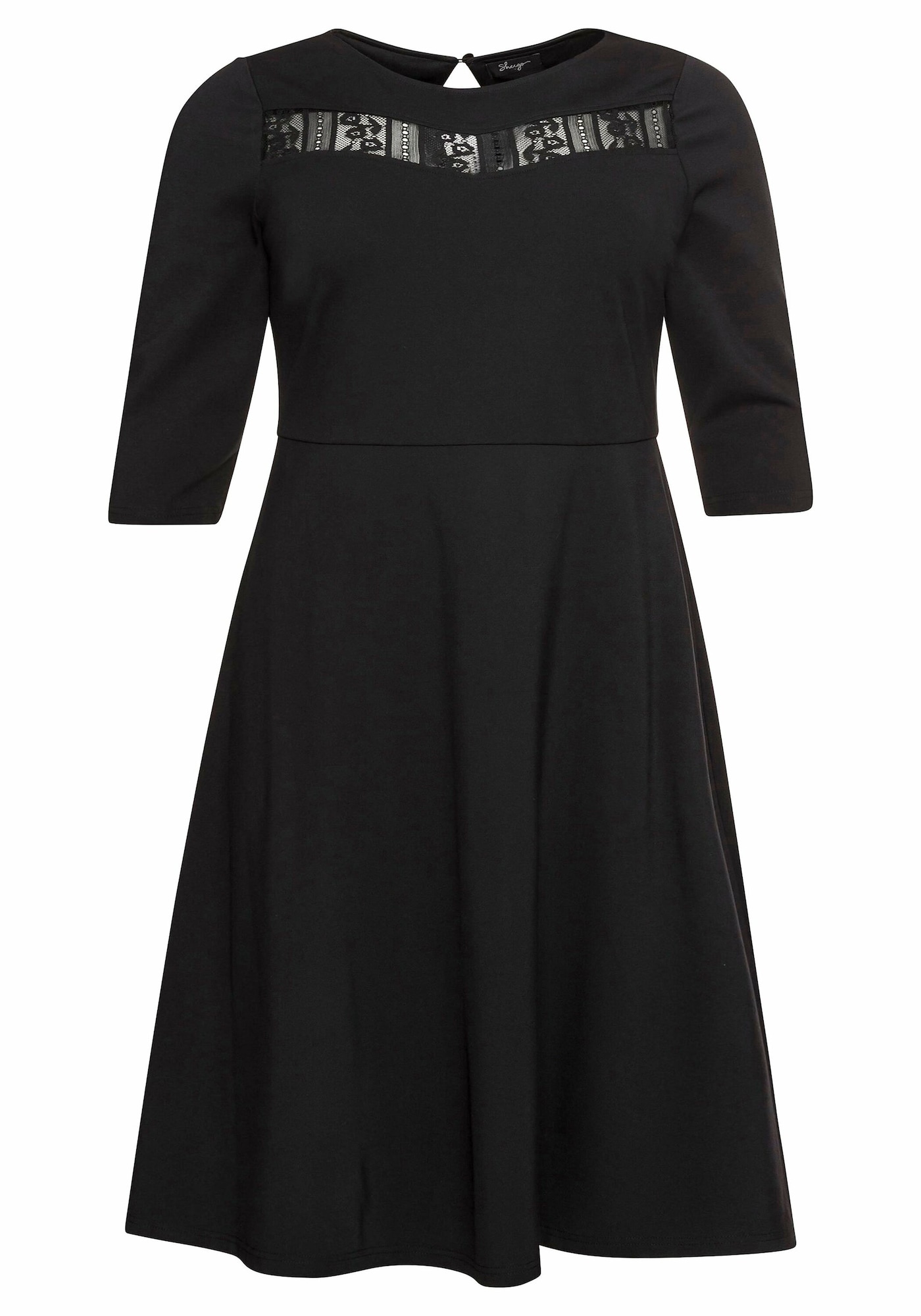 SHEEGO Vestido negro — cómo vestir para equilibrar y disimular caderas anchas