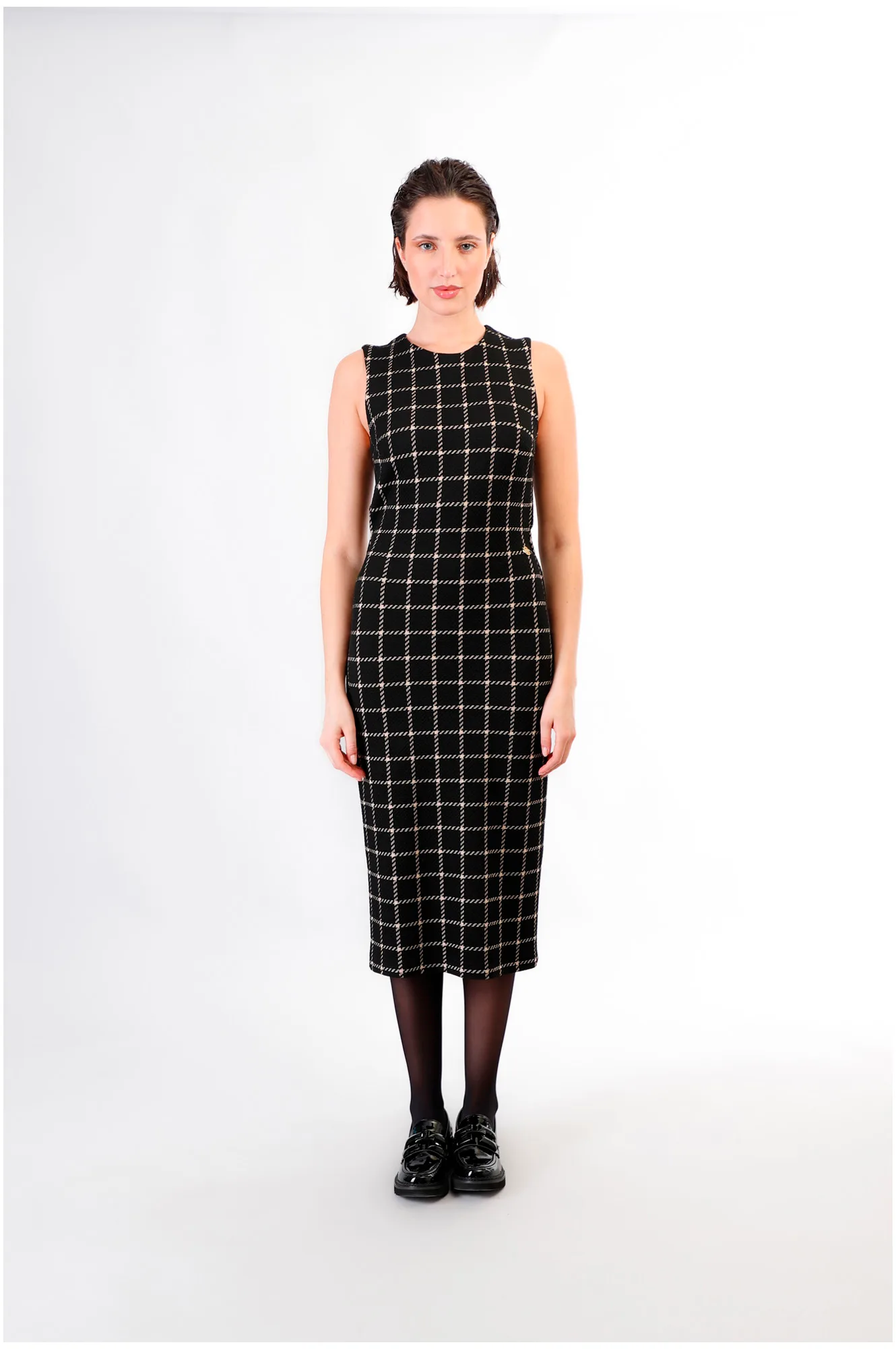 vestido tubo de tejido jacquard multiblack plaid s — looks y outfits de Emily in Paris temporada 5