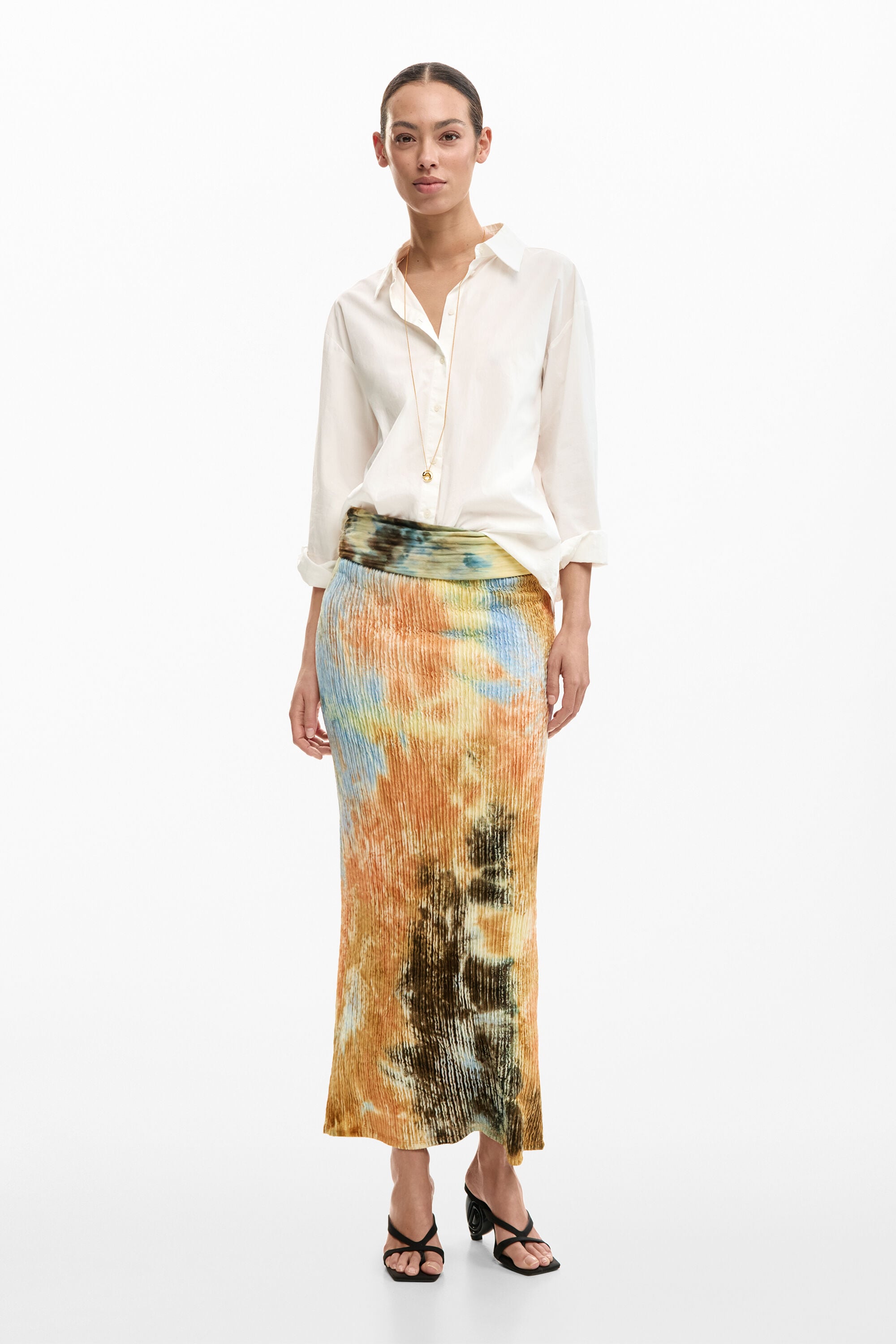 Desigual, Falda larga textura, Mujer, Poliester, MarróN, XS — looks y outfits de Hong Hae-in en Queen of Tears