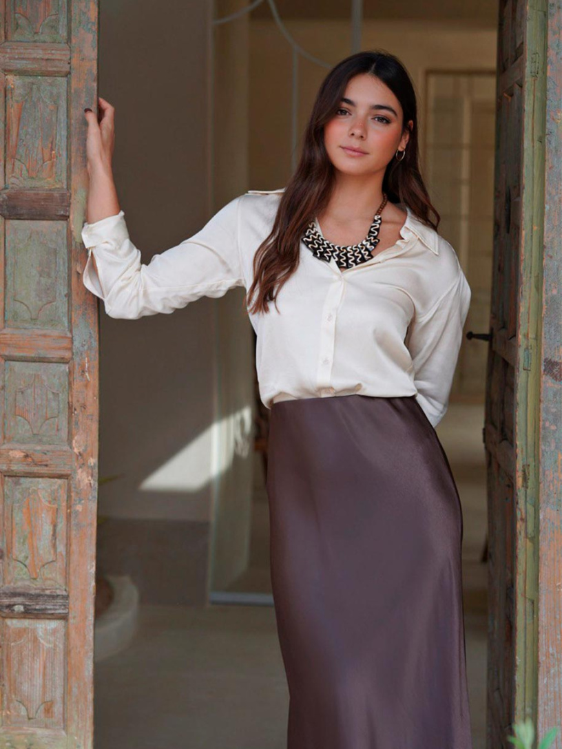 Chemise brisa xl beige - mariquita trasquilá — alternative aux tenues de Hong Hae-in dans Queen of Tears