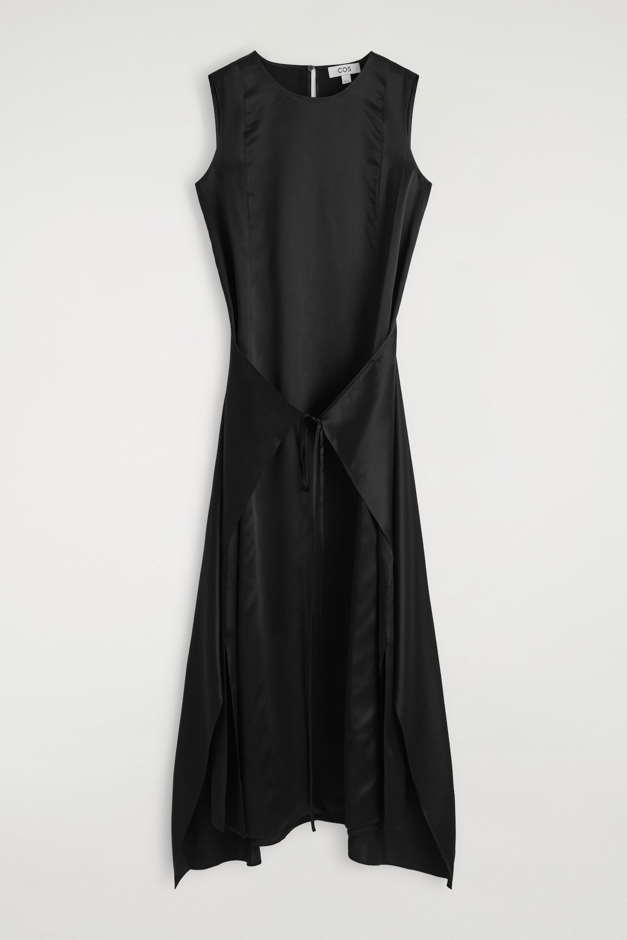 ROBE LONGUE PORTEFEUILLE EN SOIE - NOIR | COS FR — comment s'habiller et quelles coupes camouflent le ventre