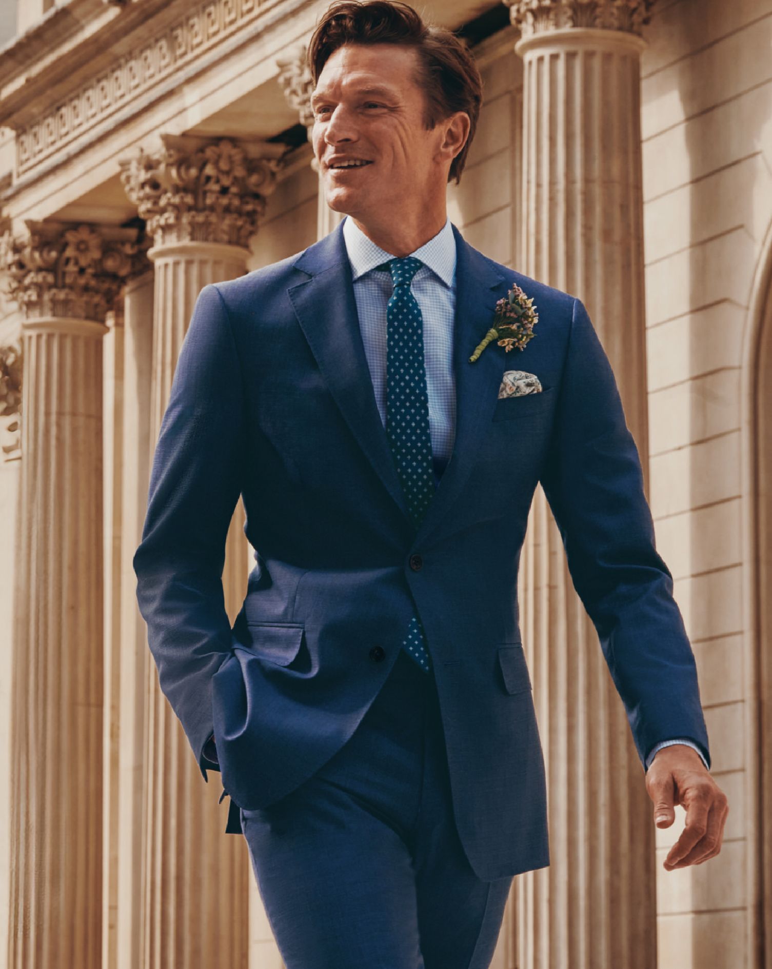 Veste De Costume De Luxe Italienne - Bleu Royal pour homme par Charles Tyrwhitt